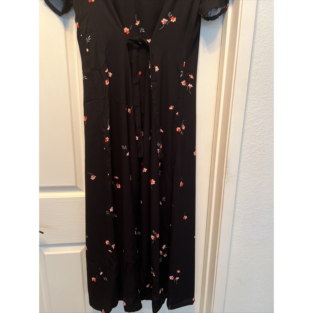 Saks Fifth Avenue Sadie Floral Black Midi Dress Button Front V-Neck NWT Size 4 - Picture 10 of 10
